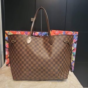 Sold Louis Vuitton Neverfull Gm